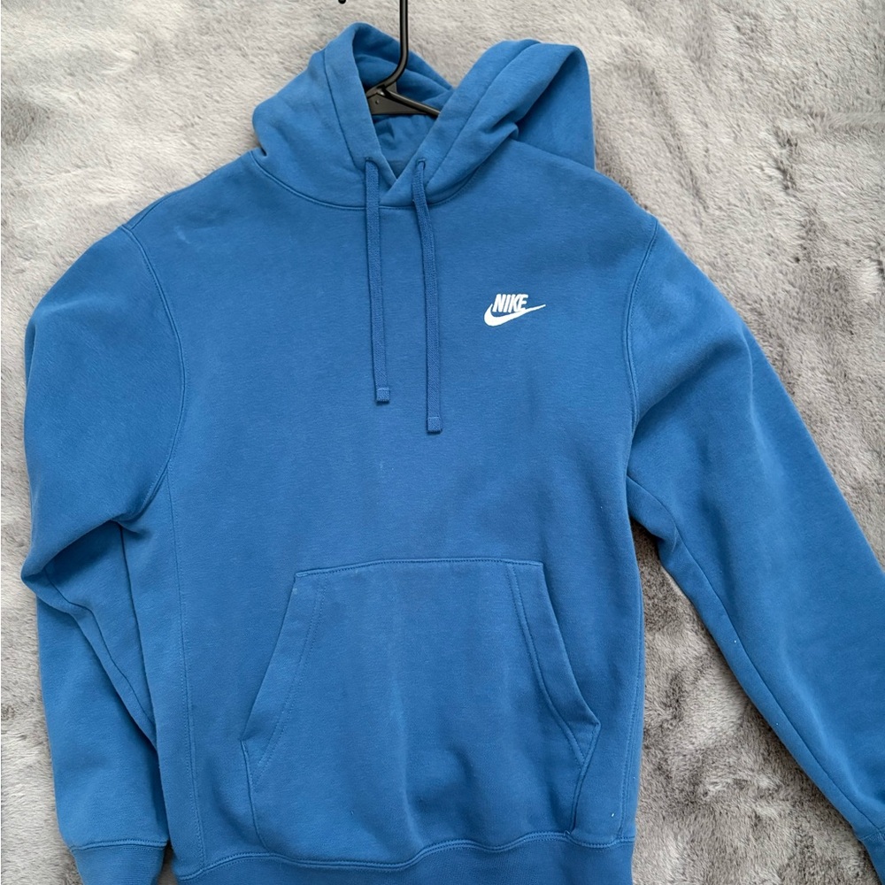 Nike Men's Hoodie in Classic Blue